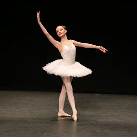 teenage ballet dancer