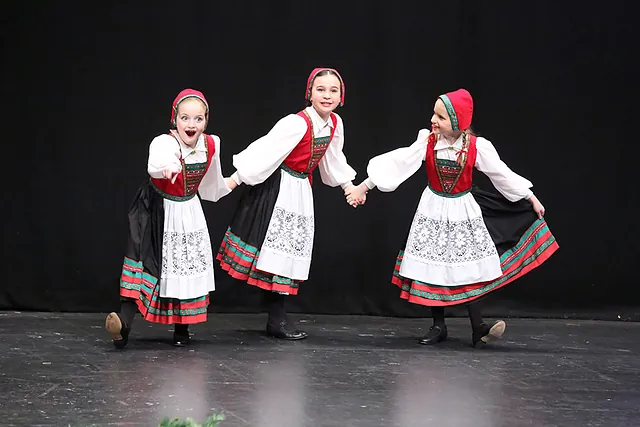 National and Greek dance classes