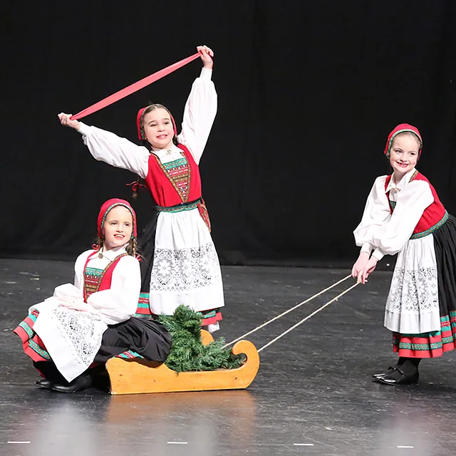 National and Greek dance classes